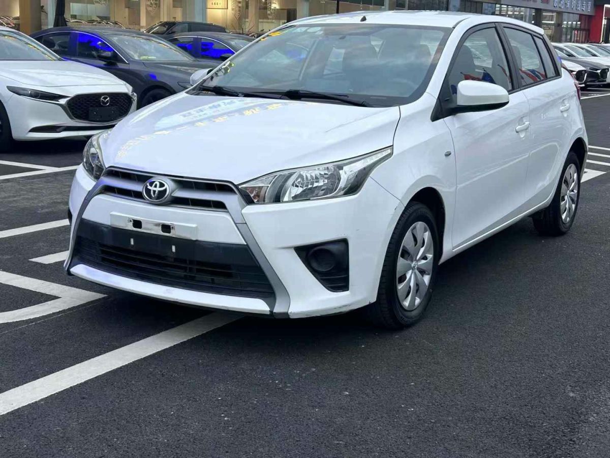 豐田 雅力士  2016款 YARiS L 致炫 1.5G 勁速天窗版圖片