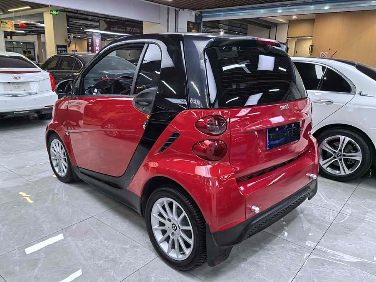 smart fortwo  2013款 1.0 MHD 硬頂冰炫特別版圖片