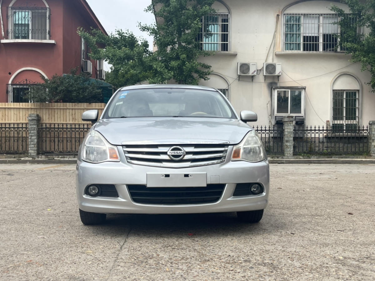 日產(chǎn) 軒逸  2009款 1.6XE 自動(dòng)舒適版圖片
