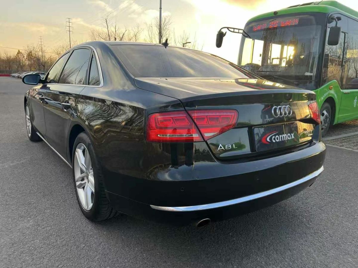 奧迪 奧迪A8  2011款 A8L W12 6.3 FSI quattro圖片