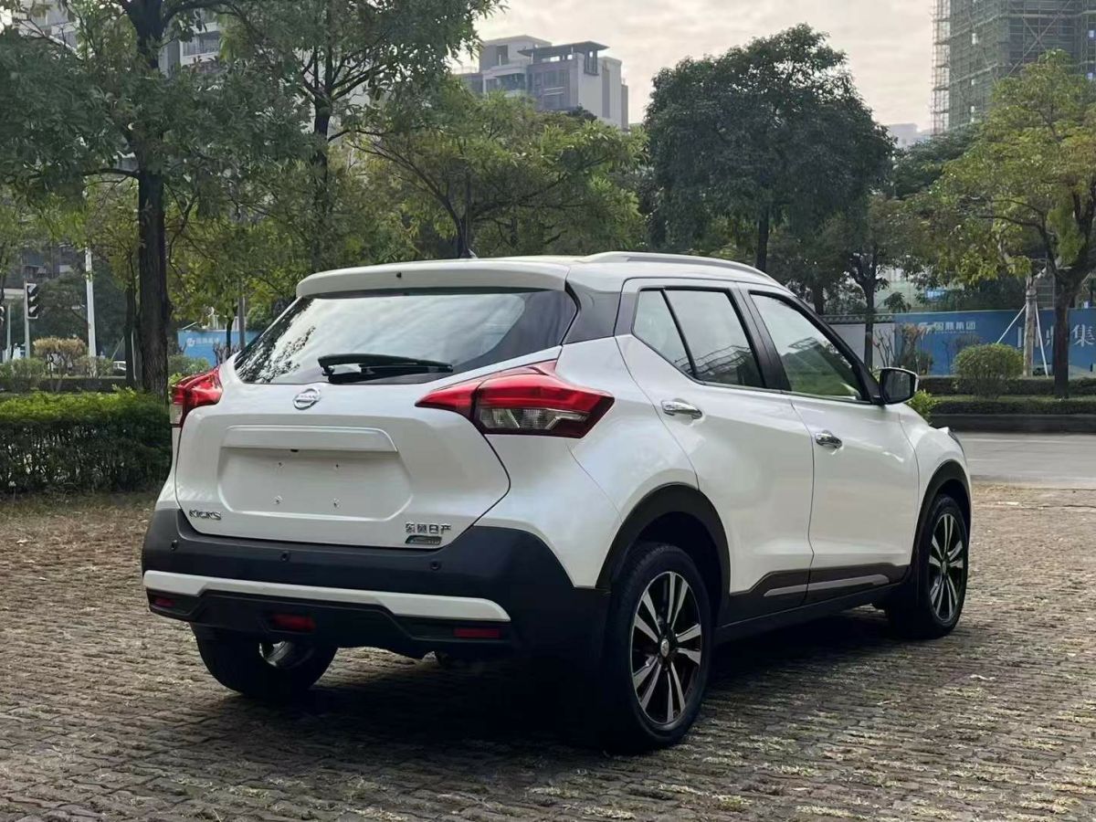 日產(chǎn) 勁客  2019款 1.5L CVT智聯(lián)豪華版圖片