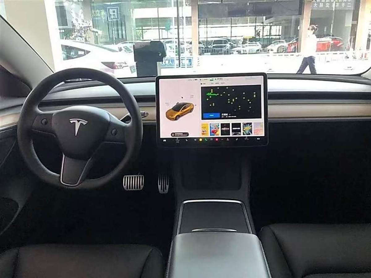 特斯拉 Model 3  2021款 改款 標準續(xù)航后驅升級版圖片