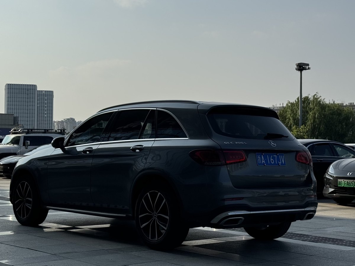 2021年5月奔馳 奔馳GLC  2021款 GLC 300 L 4MATIC 動(dòng)感型