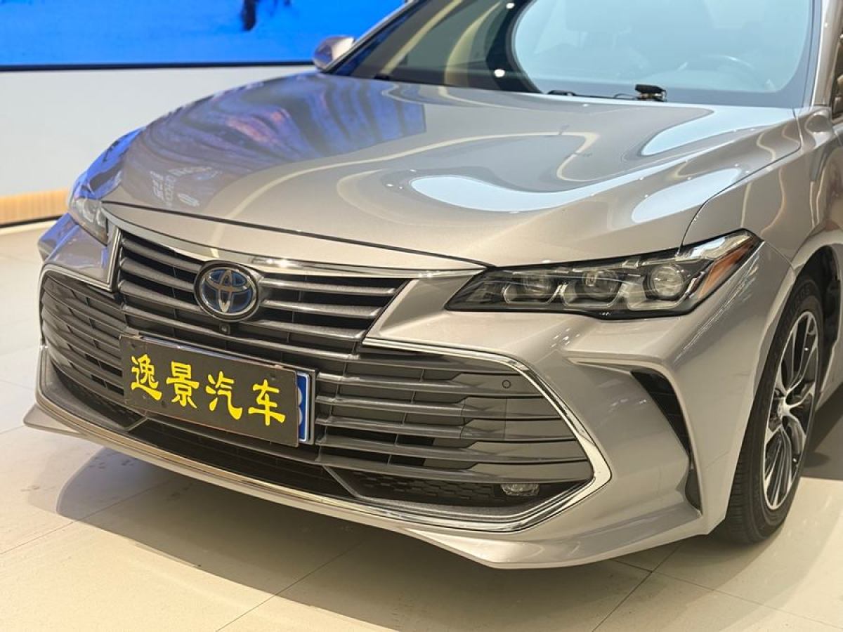 豐田 亞洲龍  2019款 雙擎 2.5L XLE尊貴版 國(guó)V圖片