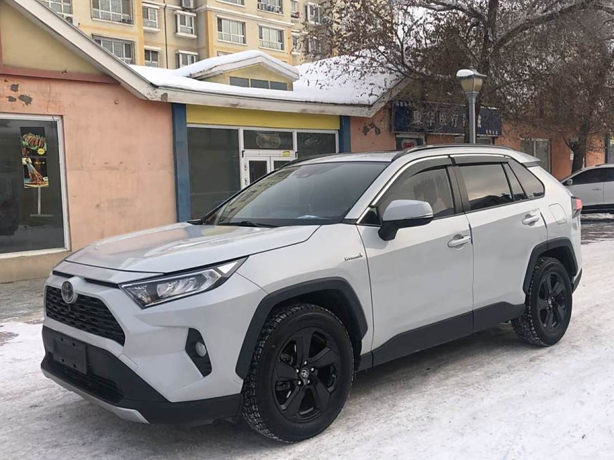 豐田 RAV4榮放  2023款 雙擎 2.5L E-CVT四驅(qū)精英Plus版圖片