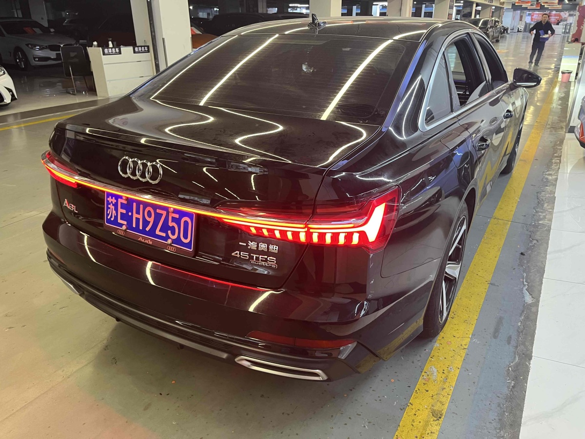 奧迪 奧迪A6L  2021款 45 TFSI 臻選動(dòng)感型圖片