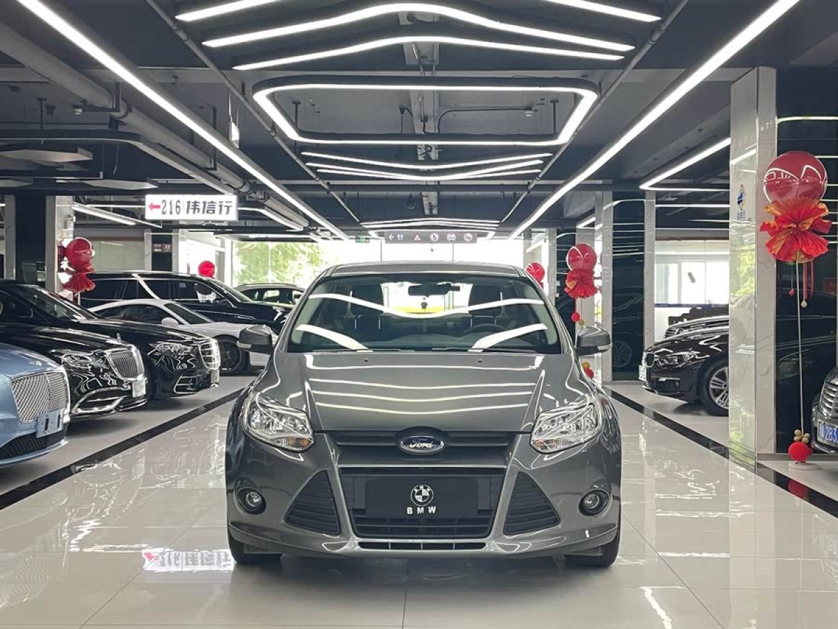 福特 ?？怂? 2012款 三廂 1.6L 自動(dòng)舒適型圖片