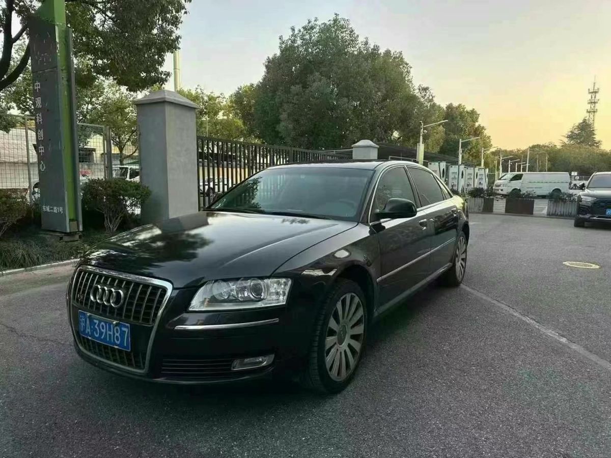 奧迪 奧迪A8  2010款 A8L 3.0 FSI 百年紀念版圖片